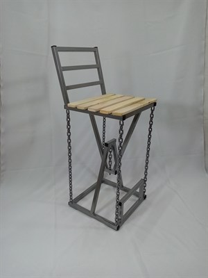 Барный стул Лофт на цепях с деревянным сиденьем - фото 5358